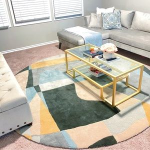 Abstract modern area rug!no stains! I’m selling because I need a bigger rug!